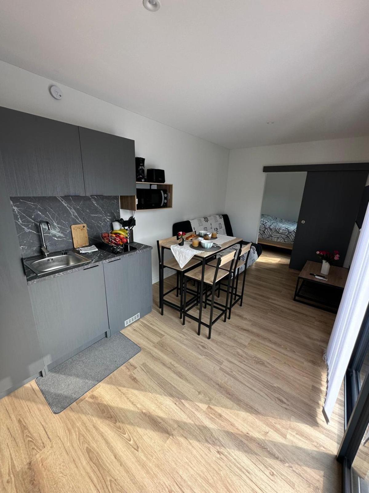 Cottage Bungalow Le St Vel' Velennes  Экстерьер фото